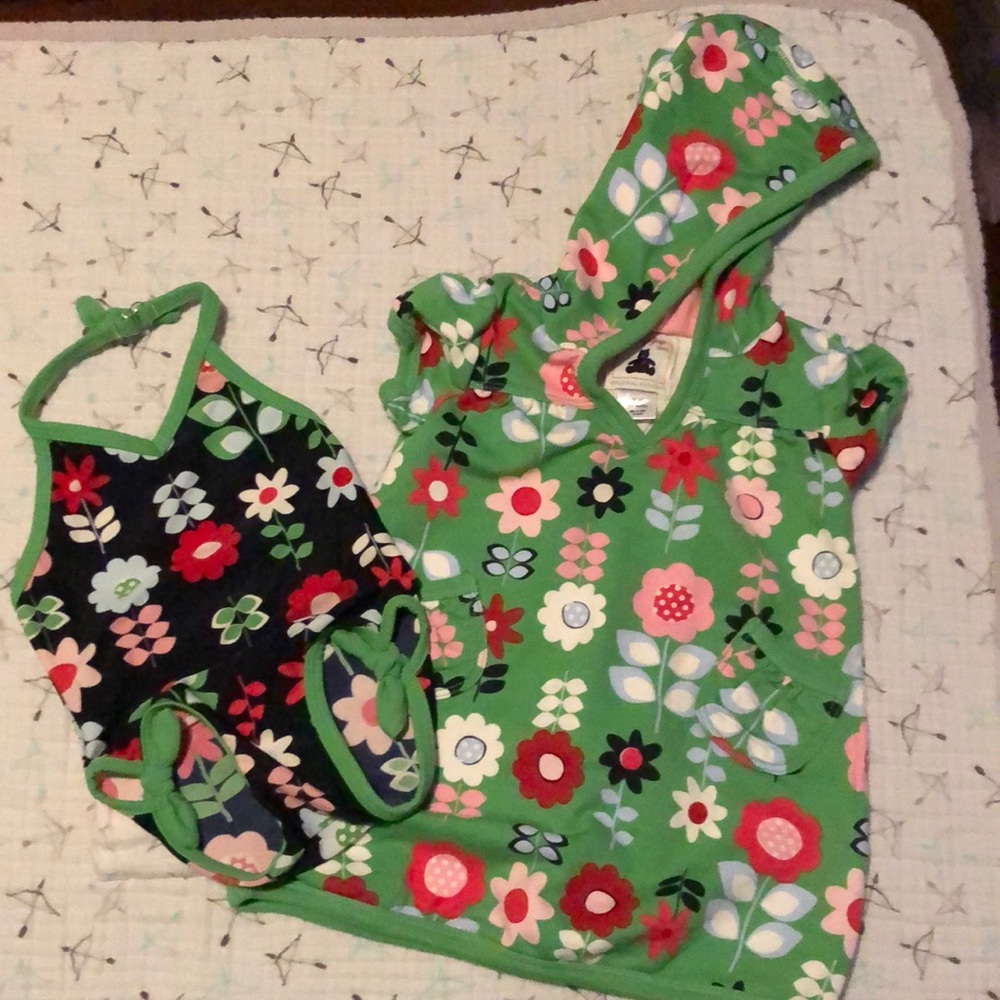 BabyGap - Bathing suit & Matching Coverup